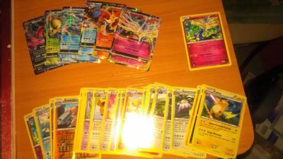 Лот: 10068576. Фото: 1. ККИ Pokemon (5 стартеров + другие... Детские настольные игры