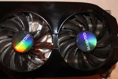 Лот: 4614869. Фото: 1. Видеокарта Gigabyte HD7950 AMD... Видеокарты