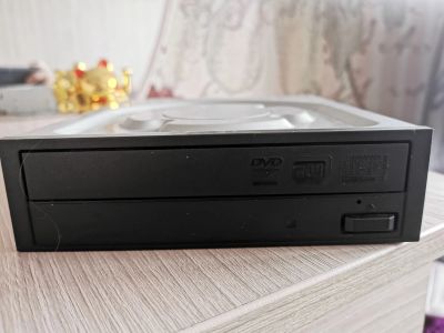Лот: 16364601. Фото: 1. Дисковод. Приводы CD, DVD, BR, FDD