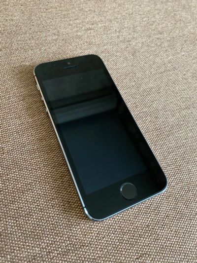 Лот: 16070924. Фото: 1. iphone 5s 16GB. Смартфоны