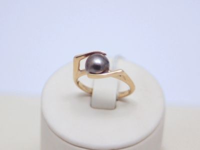 Лот: 15417229. Фото: 1. ЗОЛОТОЕ КОЛЬЦО С ЖЕМЧУГОМ 3,74... Кольца, перстни