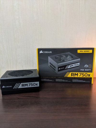 Лот: 17054573. Фото: 1. Блок питания Corsair RM750x Gold... Корпуса, блоки питания