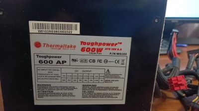 Лот: 19953671. Фото: 1. Thermaltake Thoughpower 600w... Корпуса, блоки питания