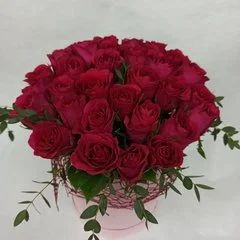 Лот: 8156347. Фото: 1. Шикарный букет из 25 красных роз... Свежие цветы