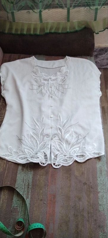 Лот: 19243046. Фото: 1. Белая блузка(размер 54-56). Блузы, рубашки