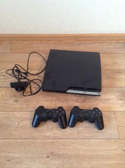 Лот: 4595888. Фото: 1. Play Station 3 + 2 джойстика и... Игровые приставки, консоли