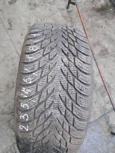 Лот: 25061378. Фото: 1. 1шт 235-45-18 Nokian Hakkapelitta... Шины