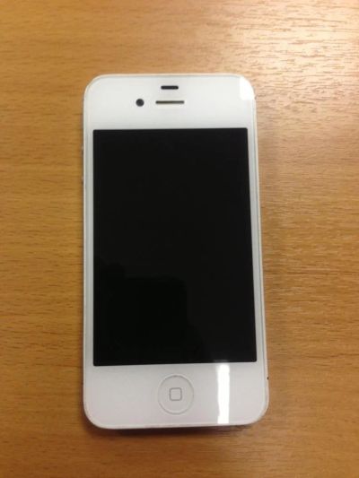 Лот: 6017117. Фото: 1. iPhone 4s 16kg. Смартфоны