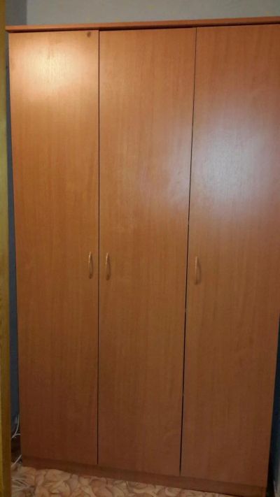 Лот: 8075330. Фото: 1. Шкаф трехстворчатый для одежды. Шкафы, шкафы-купе