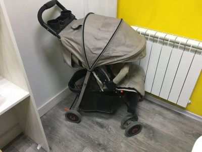 Лот: 16159159. Фото: 1. Прогулочная коляска Babyhit. Механизм... Коляски