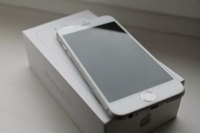 Лот: 12602818. Фото: 1. Iphone 6s 16 gb. Смартфоны