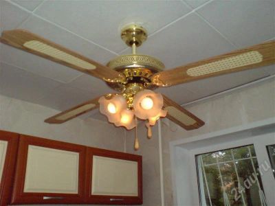 Лот: 386268. Фото: 1. люстра с вентилятором. Вентиляторы бытовые
