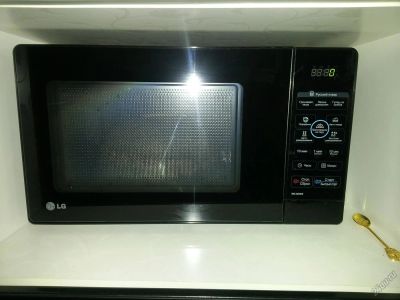 Лот: 5906480. Фото: 1. Микроволновая печь LG. Микроволновки, мини-печи