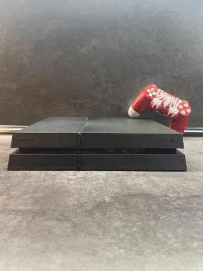 Лот: 20238427. Фото: 1. Sony PlayStation 4. Полный комплект. Игровые приставки, консоли