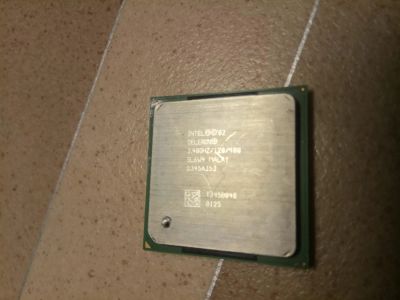Лот: 10988289. Фото: 1. Intel Celerom 2.40 GHZ Socket... Процессоры