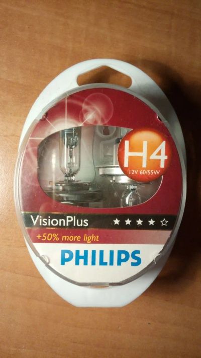 Лот: 19319972. Фото: 1. Лампа H4 Philips 12V 60/55W комплект. Оптика и освещение