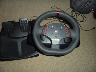 Лот: 3457967. Фото: 1. Руль на компьютер Logitech MOMO. Другое (аксессуары)