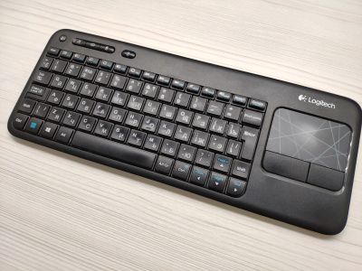 Лот: 17056953. Фото: 1. Клавиатура Logitech K400. Клавиатуры и мыши