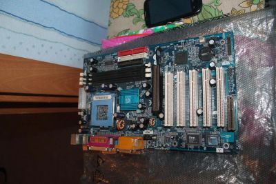 Лот: 4956747. Фото: 1. Мать под тулики gigabyte GA-60XT... Материнские платы