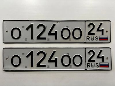 Лот: 24352394. Фото: 1. Гос номер О 124 ОО 24 серия ООО. Госномера
