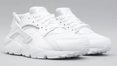 Лот: 7357778. Фото: 1. Кроссовки Nike Air Huarache. 38... Кеды, кроссовки, слипоны