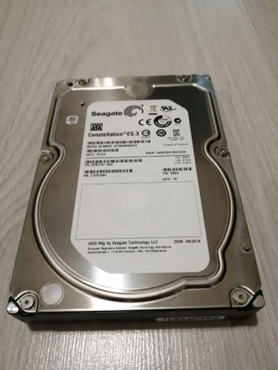 Лот: 19490549. Фото: 1. Жесткий диск Seagate ST3000NM0033... Жёсткие диски (HDD)