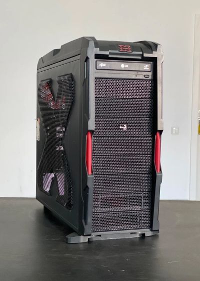Лот: 20558347. Фото: 1. ATX Корпус AeroCool Strike-X. Корпуса, блоки питания