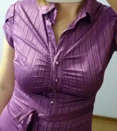 Лот: 7452905. Фото: 1. Блузка 42 размер с пояском. Блузы, рубашки