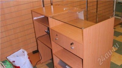 Лот: 701573. Фото: 1. Стол-витрина. Торговое