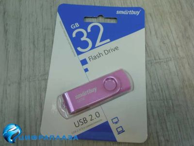 Лот: 20679704. Фото: 1. 32GB накопитель Smartbuy Twist... USB-флеш карты