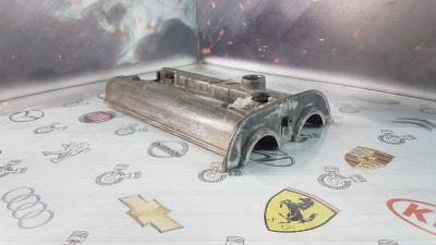 Лот: 23583428. Фото: 1. Крышка головки блока цилиндров... Двигатель и элементы двигателя