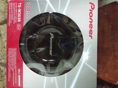 Лот: 15990436. Фото: 1. Сабвуфер Pioneer TS-W303R. Сабвуферы