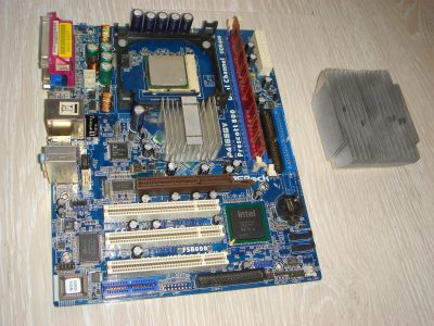 Лот: 19361751. Фото: 1. Материнская плата AsRock P4i65GV... Материнские платы