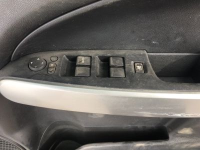 Лот: 17526877. Фото: 1. Дверная карта Mazda demio De3fs. Салон