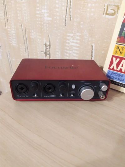 Лот: 17336305. Фото: 1. Внешняя звуковая карта Focusrite... Звуковые карты