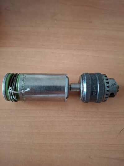 Лот: 25580185. Фото: 1. электродрель 27 в. Электроинструмент