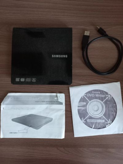 Лот: 19368097. Фото: 1. Привод внешний DVD-RW Samsung... Приводы CD, DVD, BR, FDD