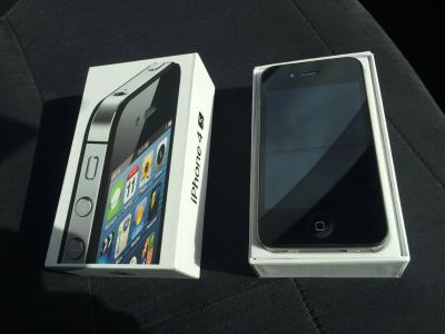 Лот: 5765769. Фото: 1. iPhone 4S 16GB Black. Смартфоны