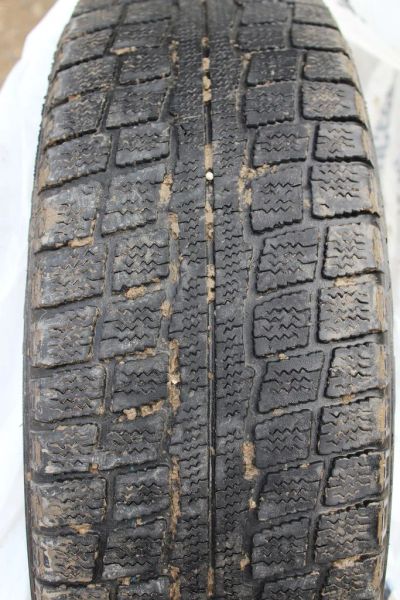 Лот: 4548163. Фото: 1. Резина Good Year 185/70 R14 4шт... Шины