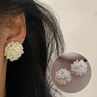 Лот: 25796944. Фото: 1. Серьги-гвоздики жемчужные. Серьги, каффы