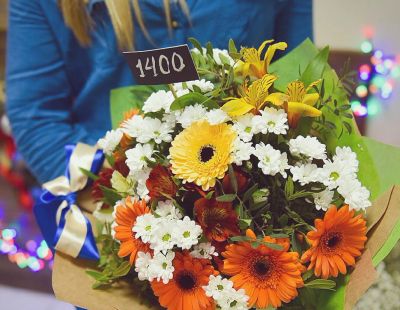 Лот: 7235684. Фото: 1. Сборный букет. Цветы на Щорса... Свежие цветы