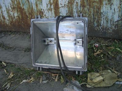 Лот: 3320813. Фото: 1. прожектор галогенный. Другое освещение