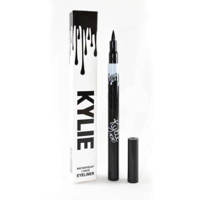 Лот: 11070309. Фото: 1. Карандаш для глаз черный "Kylie... Макияж