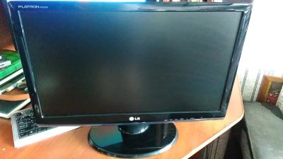 Лот: 14374561. Фото: 1. Монитор LG W2253S. ЖК-мониторы