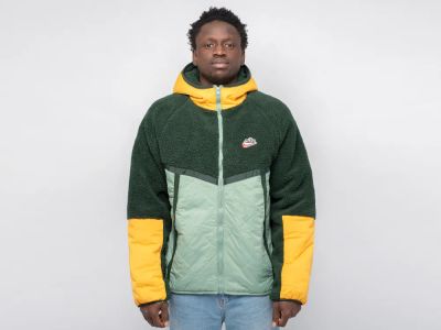 Лот: 20972985. Фото: 1. Куртка Nike. Верхняя одежда