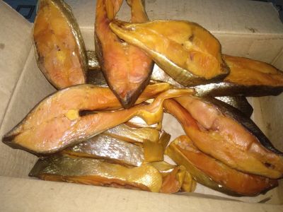 Лот: 15594633. Фото: 1. Стейк кижуча холодного копчения... Икра, рыба, морепродукты