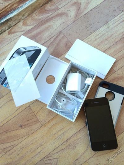 Лот: 5660418. Фото: 1. IPhone 4s 16gb Black. Смартфоны