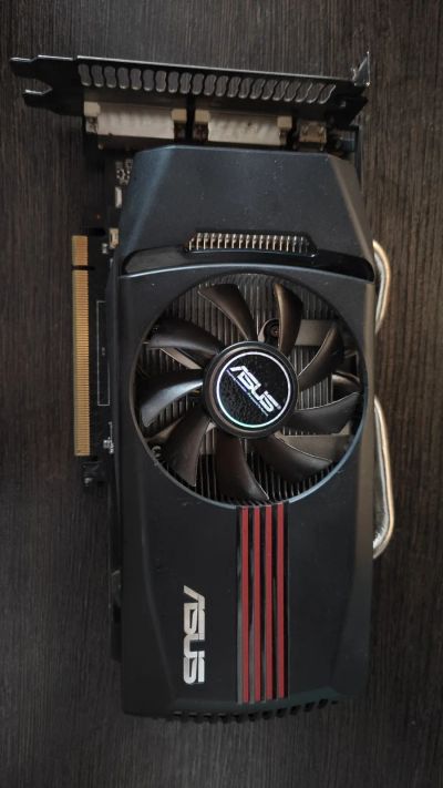 Лот: 20996978. Фото: 1. Видеокарта Asus GTX 560 1Gb 256bit. Видеокарты