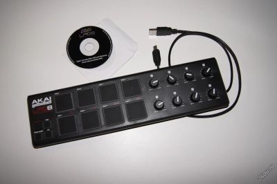 Лот: 5264118. Фото: 1. MIDI-контроллер AKAI LPD8. DJ-оборудование
