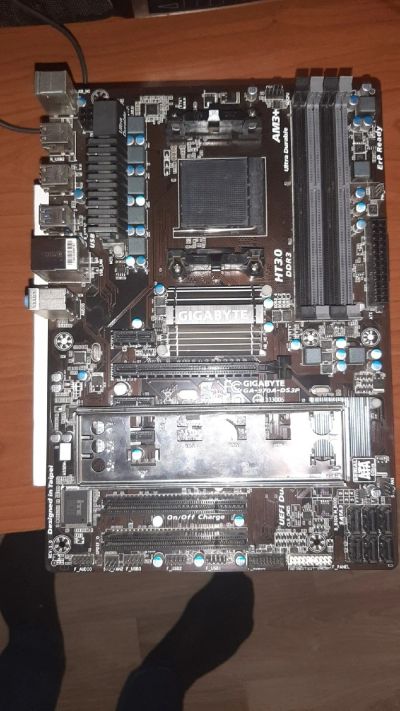 Лот: 14942273. Фото: 1. Gigabyte GA-970A-DS3P AM3+. Материнские платы